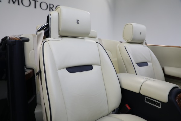 Used 2011 Rolls-Royce Phantom Drophead Coupe for sale $209,900 at Alfa Romeo of Westport in Westport CT 06880 26