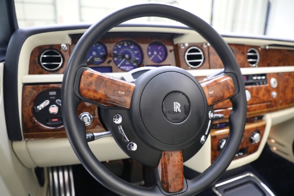 Used 2011 Rolls-Royce Phantom Drophead Coupe for sale $209,900 at Alfa Romeo of Westport in Westport CT 06880 28