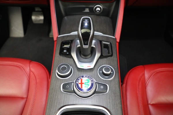 Used 2021 Alfa Romeo Stelvio TI for sale $42,900 at Alfa Romeo of Westport in Westport CT 06880 22