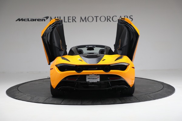 New 2022 McLaren 720S Spider Performance for sale $377,370 at Alfa Romeo of Westport in Westport CT 06880 16