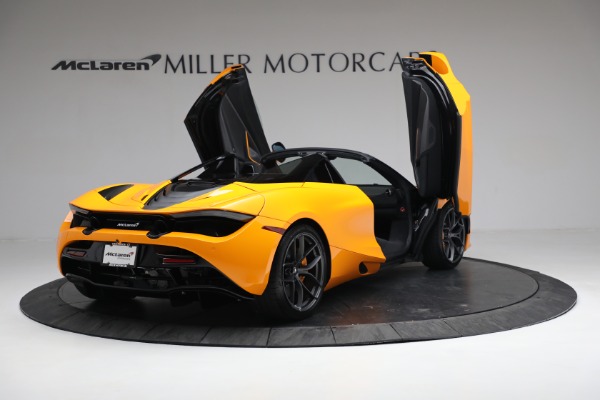 New 2022 McLaren 720S Spider Performance for sale $377,370 at Alfa Romeo of Westport in Westport CT 06880 17