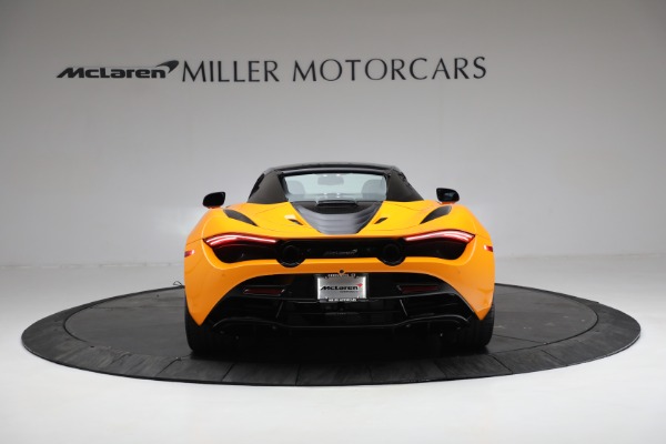 New 2022 McLaren 720S Spider Performance for sale $377,370 at Alfa Romeo of Westport in Westport CT 06880 24