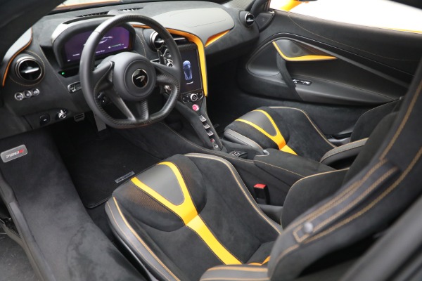 New 2022 McLaren 720S Spider Performance for sale $377,370 at Alfa Romeo of Westport in Westport CT 06880 28
