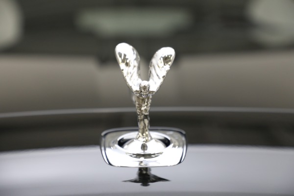 Used 2019 Rolls-Royce Wraith for sale $225,900 at Alfa Romeo of Westport in Westport CT 06880 27