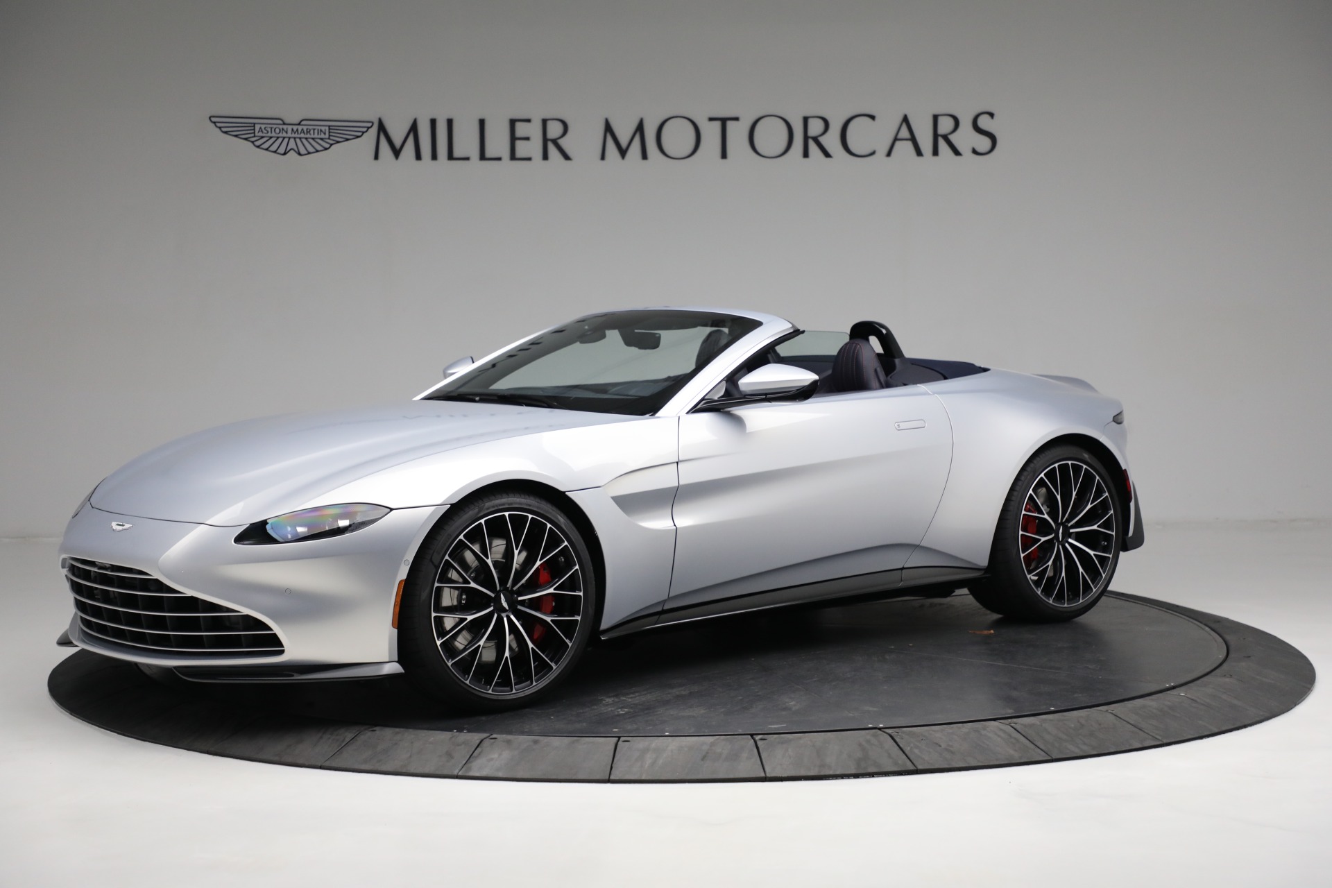 New 2023 Aston Martin Vantage for sale $213,186 at Alfa Romeo of Westport in Westport CT 06880 1