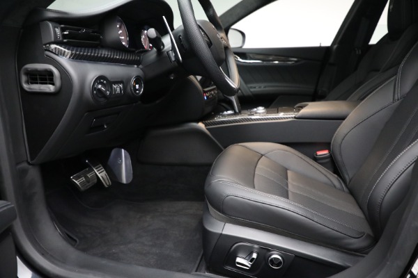 New 2023 Maserati Quattroporte Modena Q4 for sale $138,495 at Alfa Romeo of Westport in Westport CT 06880 14
