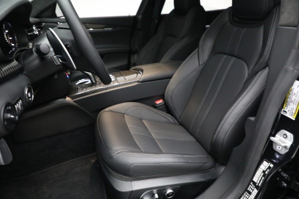 New 2023 Maserati Quattroporte Modena Q4 for sale $138,495 at Alfa Romeo of Westport in Westport CT 06880 15