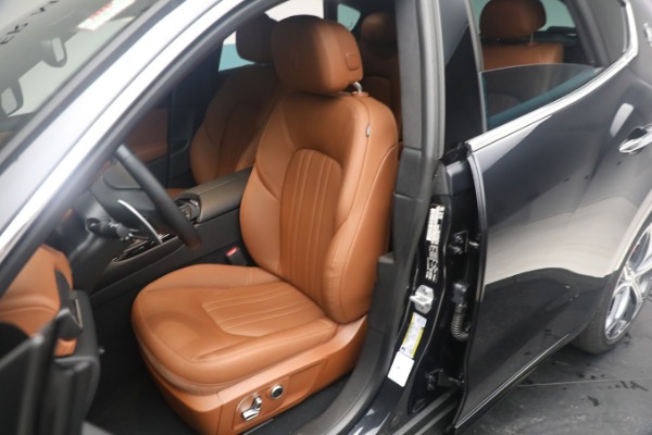 New 2023 Maserati Levante GT for sale Sold at Alfa Romeo of Westport in Westport CT 06880 23