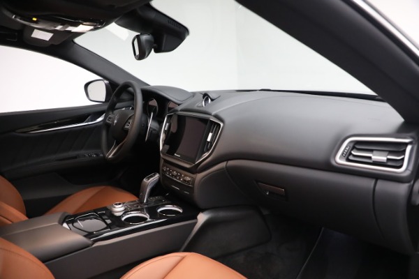 New 2023 Maserati Ghibli Modena Q4 for sale $89,847 at Alfa Romeo of Westport in Westport CT 06880 23
