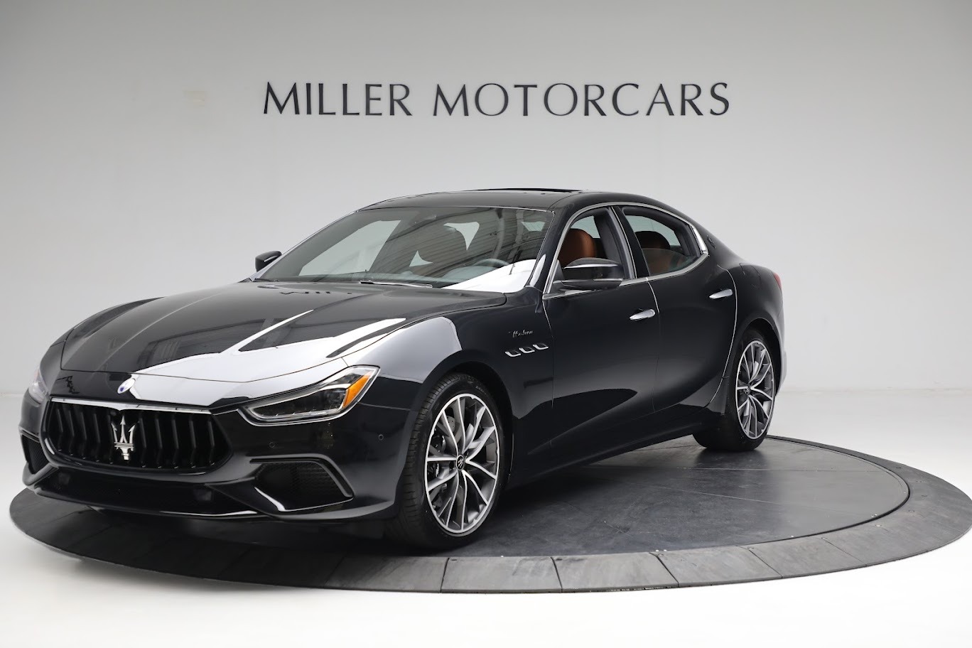 New 2023 Maserati Ghibli Modena Q4 for sale $89,847 at Alfa Romeo of Westport in Westport CT 06880 1