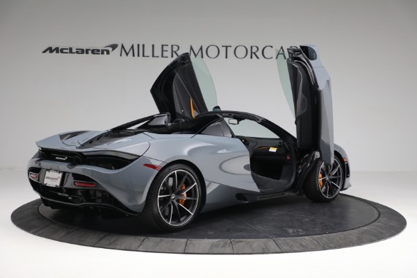 New 2022 McLaren 720S Spider Performance for sale $393,270 at Alfa Romeo of Westport in Westport CT 06880 14