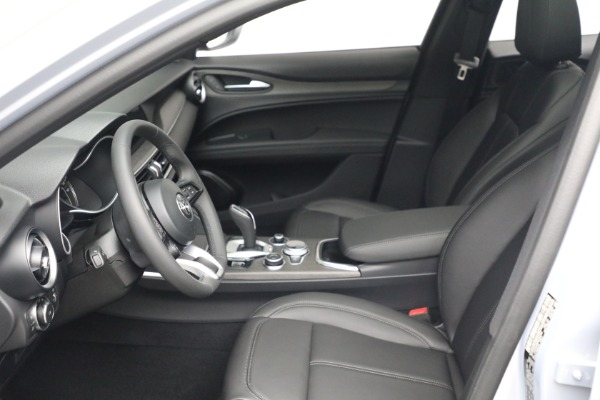 New 2022 Alfa Romeo Stelvio Ti for sale $53,855 at Alfa Romeo of Westport in Westport CT 06880 15