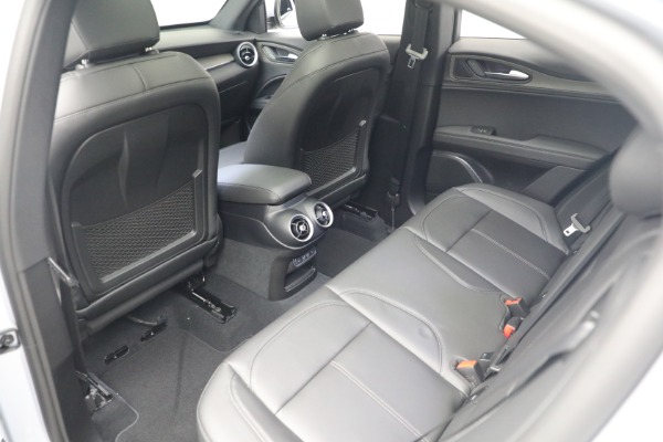 New 2022 Alfa Romeo Stelvio Ti for sale $53,855 at Alfa Romeo of Westport in Westport CT 06880 19