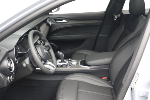 New 2022 Alfa Romeo Stelvio Ti for sale $53,855 at Alfa Romeo of Westport in Westport CT 06880 15