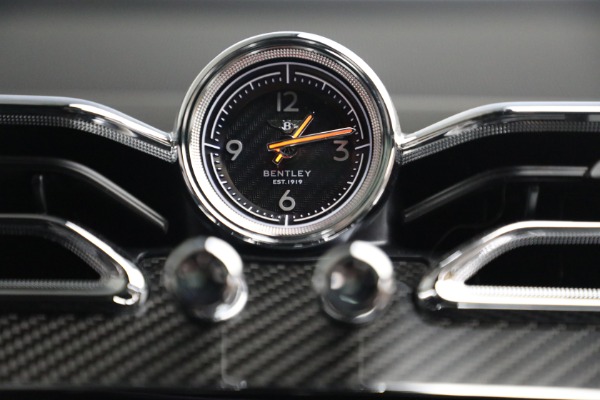 Used 2021 Bentley Bentayga First Edition for sale $189,900 at Alfa Romeo of Westport in Westport CT 06880 24