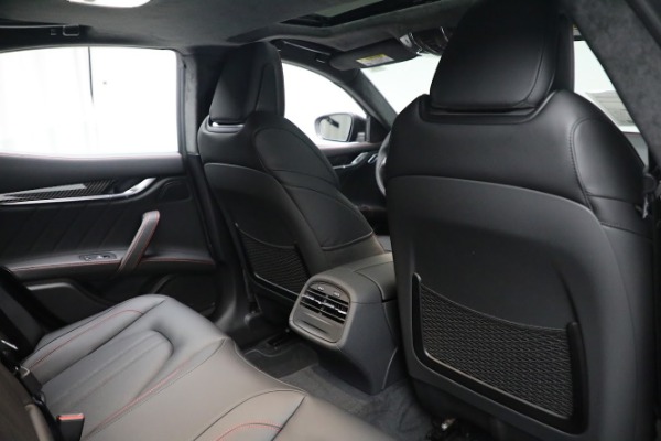 New 2023 Maserati Ghibli Modena Q4 for sale $114,555 at Alfa Romeo of Westport in Westport CT 06880 24