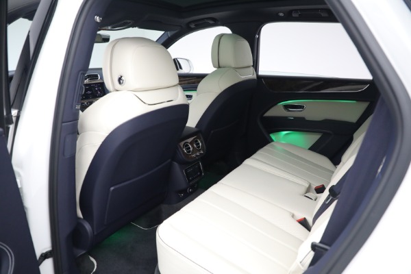 Used 2021 Bentley Bentayga Hybrid Hybrid for sale Call for price at Alfa Romeo of Westport in Westport CT 06880 20