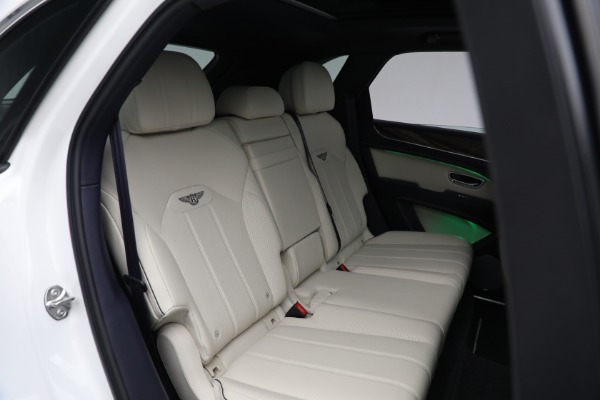 Used 2021 Bentley Bentayga Hybrid Hybrid for sale Call for price at Alfa Romeo of Westport in Westport CT 06880 28