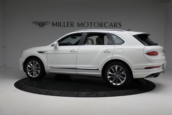 Used 2021 Bentley Bentayga Hybrid Hybrid for sale Sold at Alfa Romeo of Westport in Westport CT 06880 4