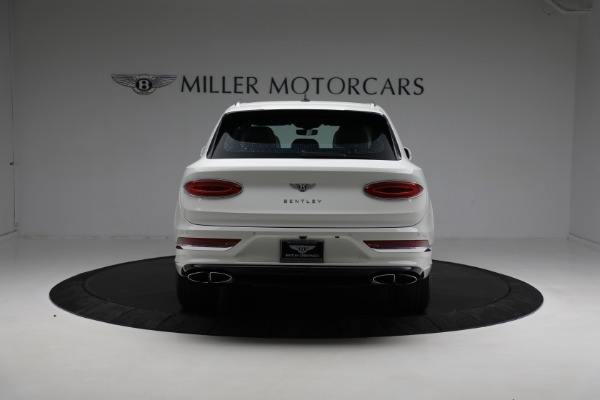 Used 2021 Bentley Bentayga Hybrid Hybrid for sale Call for price at Alfa Romeo of Westport in Westport CT 06880 6