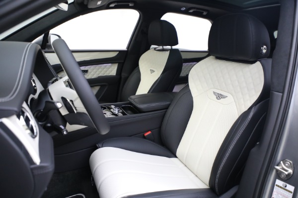 New 2023 Bentley Bentayga V8 Azure for sale $263,320 at Alfa Romeo of Westport in Westport CT 06880 18