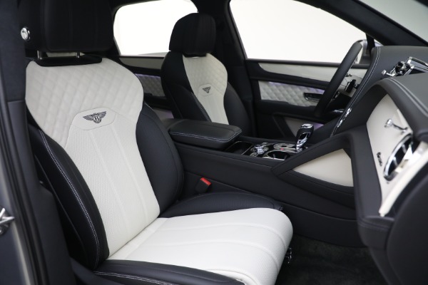 New 2023 Bentley Bentayga V8 Azure for sale $263,320 at Alfa Romeo of Westport in Westport CT 06880 22