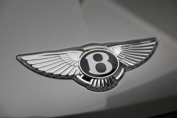 New 2023 Bentley Bentayga V8 Azure for sale $263,320 at Alfa Romeo of Westport in Westport CT 06880 5