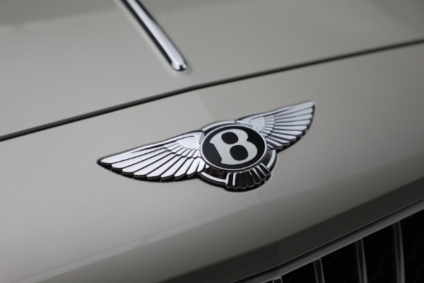 New 2023 Bentley Flying Spur V8 for sale $246,365 at Alfa Romeo of Westport in Westport CT 06880 15