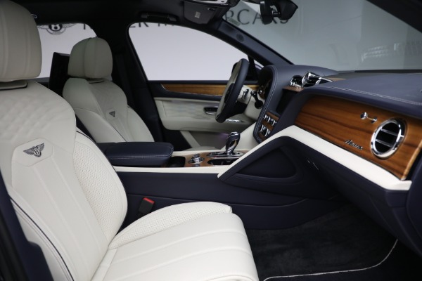 Used 2023 Bentley Bentayga EWB Azure for sale $179,900 at Alfa Romeo of Westport in Westport CT 06880 24
