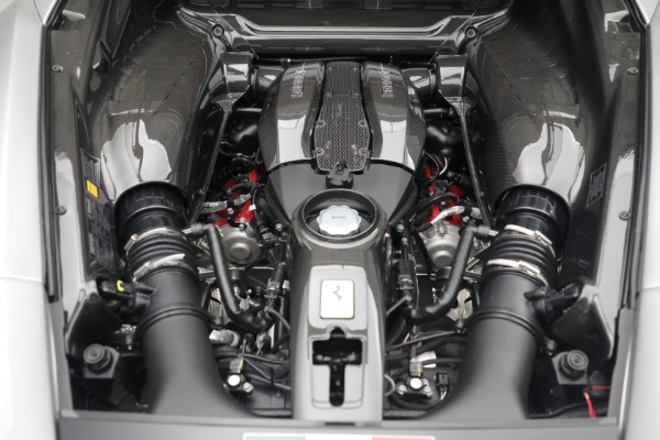 Used 2021 Ferrari F8 Tributo for sale $389,900 at Alfa Romeo of Westport in Westport CT 06880 21
