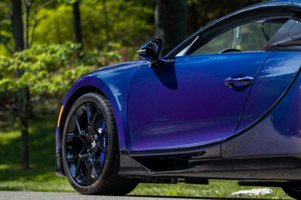 Used 2018 Bugatti Chiron for sale $3,475,000 at Alfa Romeo of Westport in Westport CT 06880 12