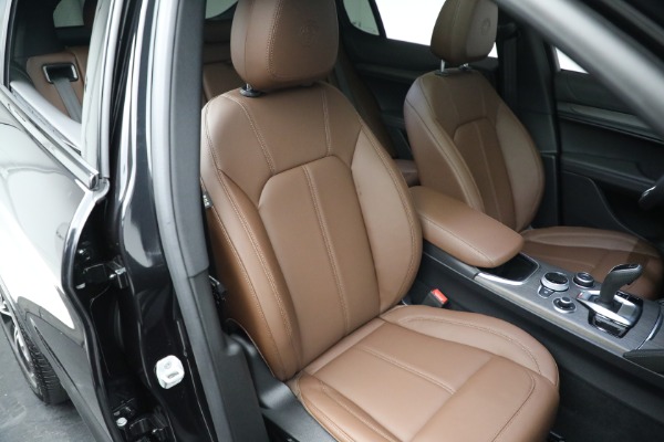 New 2023 Alfa Romeo Stelvio Ti for sale $59,255 at Alfa Romeo of Westport in Westport CT 06880 11