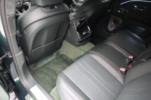 Used 2022 Bentley Flying Spur Hybrid for sale $214,900 at Alfa Romeo of Westport in Westport CT 06880 23