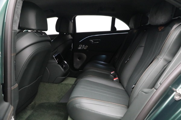 Used 2022 Bentley Flying Spur Hybrid for sale $214,900 at Alfa Romeo of Westport in Westport CT 06880 24