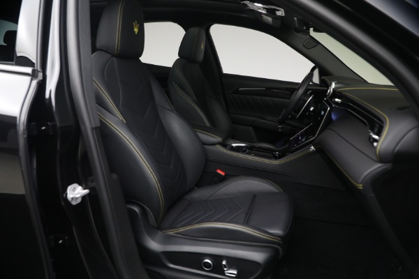 Used 2023 Maserati Grecale Modena for sale $46,900 at Alfa Romeo of Westport in Westport CT 06880 17