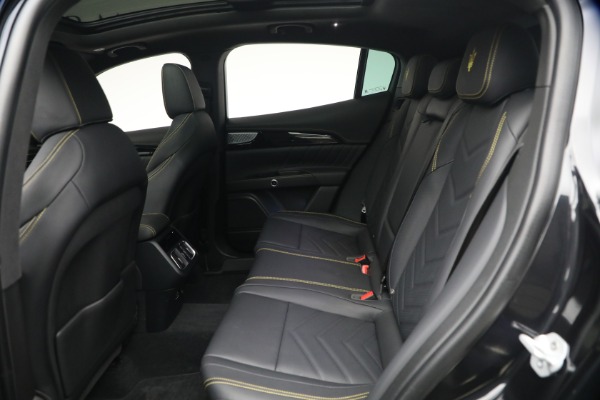 Used 2023 Maserati Grecale Modena for sale $46,900 at Alfa Romeo of Westport in Westport CT 06880 18