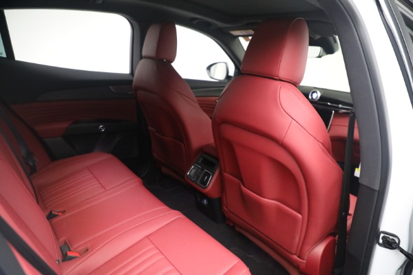 New 2023 Maserati Grecale Modena for sale $75,251 at Alfa Romeo of Westport in Westport CT 06880 25