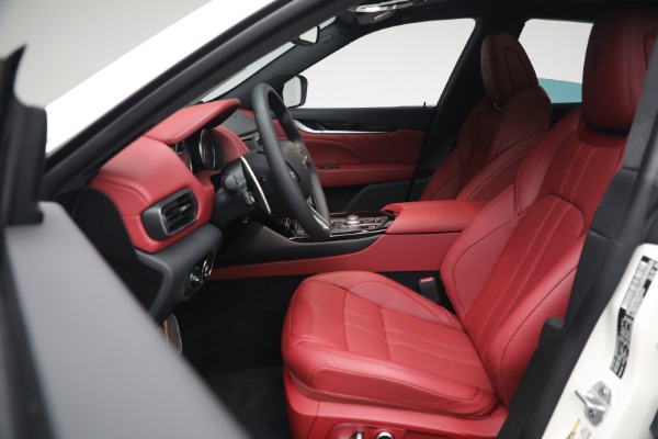 New 2023 Maserati Levante GT for sale $98,395 at Alfa Romeo of Westport in Westport CT 06880 15