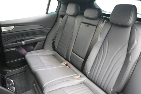 New 2023 Maserati Grecale Modena for sale $94,255 at Alfa Romeo of Westport in Westport CT 06880 17