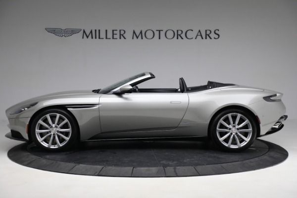 Used 2019 Aston Martin DB11 Volante for sale $141,900 at Alfa Romeo of Westport in Westport CT 06880 2