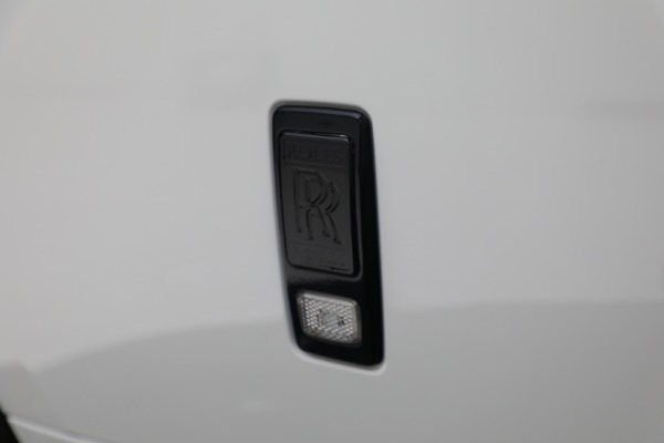 Used 2014 Rolls-Royce Wraith for sale $158,900 at Alfa Romeo of Westport in Westport CT 06880 25
