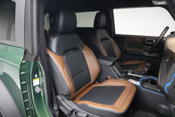 Used 2022 Ford Bronco Outer Banks Advanced for sale Sold at Alfa Romeo of Westport in Westport CT 06880 17