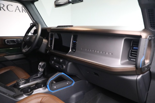 Used 2022 Ford Bronco Outer Banks Advanced for sale Sold at Alfa Romeo of Westport in Westport CT 06880 18