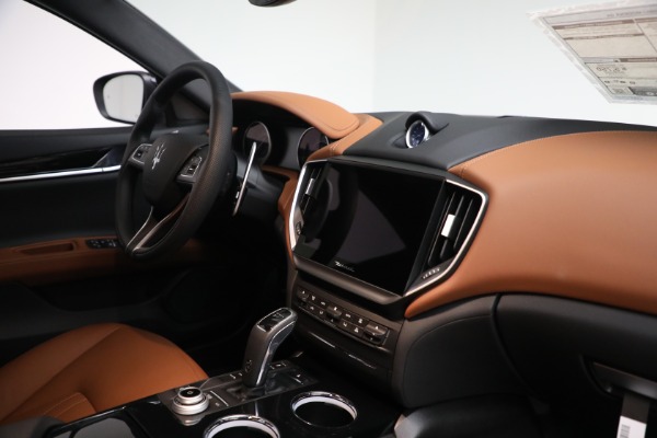 New 2023 Maserati Ghibli Modena Q4 for sale $103,455 at Alfa Romeo of Westport in Westport CT 06880 19
