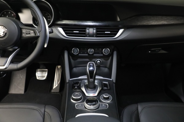 New 2023 Alfa Romeo Stelvio Sprint for sale $54,075 at Alfa Romeo of Westport in Westport CT 06880 23