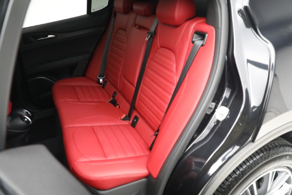 New 2023 Alfa Romeo Stelvio Sprint for sale $54,325 at Alfa Romeo of Westport in Westport CT 06880 18