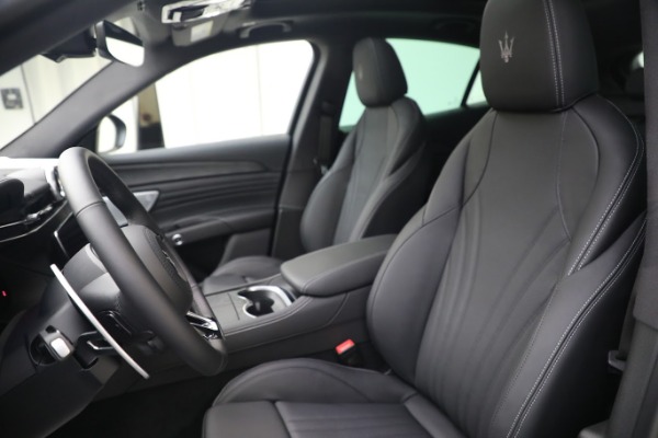 New 2023 Maserati Grecale Modena for sale $85,895 at Alfa Romeo of Westport in Westport CT 06880 15