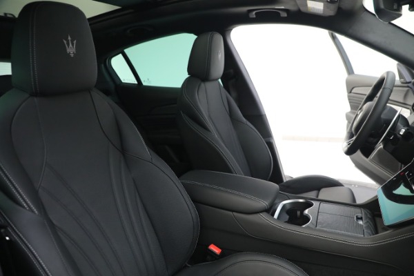 New 2023 Maserati Grecale Modena for sale $85,895 at Alfa Romeo of Westport in Westport CT 06880 16