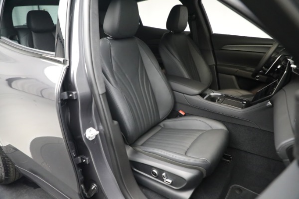 New 2023 Maserati Grecale GT for sale $68,995 at Alfa Romeo of Westport in Westport CT 06880 13