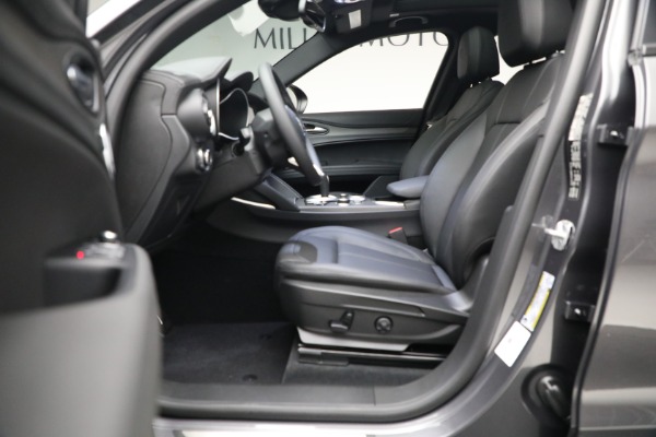 New 2023 Alfa Romeo Stelvio Ti for sale $55,550 at Alfa Romeo of Westport in Westport CT 06880 13